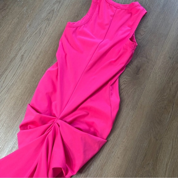 H&M Vibrant Pink Maxi Dress - Picture 11 of 13